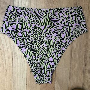 Kulani Kinis small bikini bottom leopard print